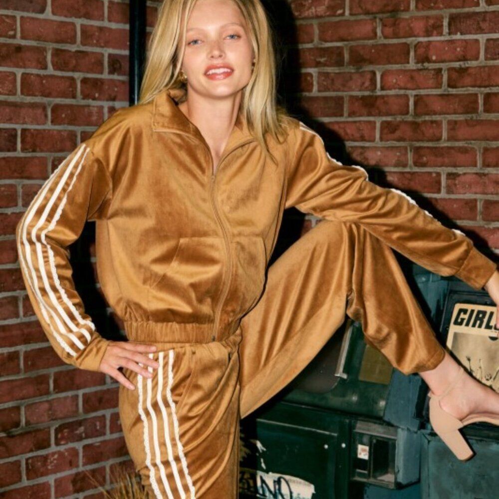 100. Vivian Retro Jacket with Pant Set - Picture 16 of 16